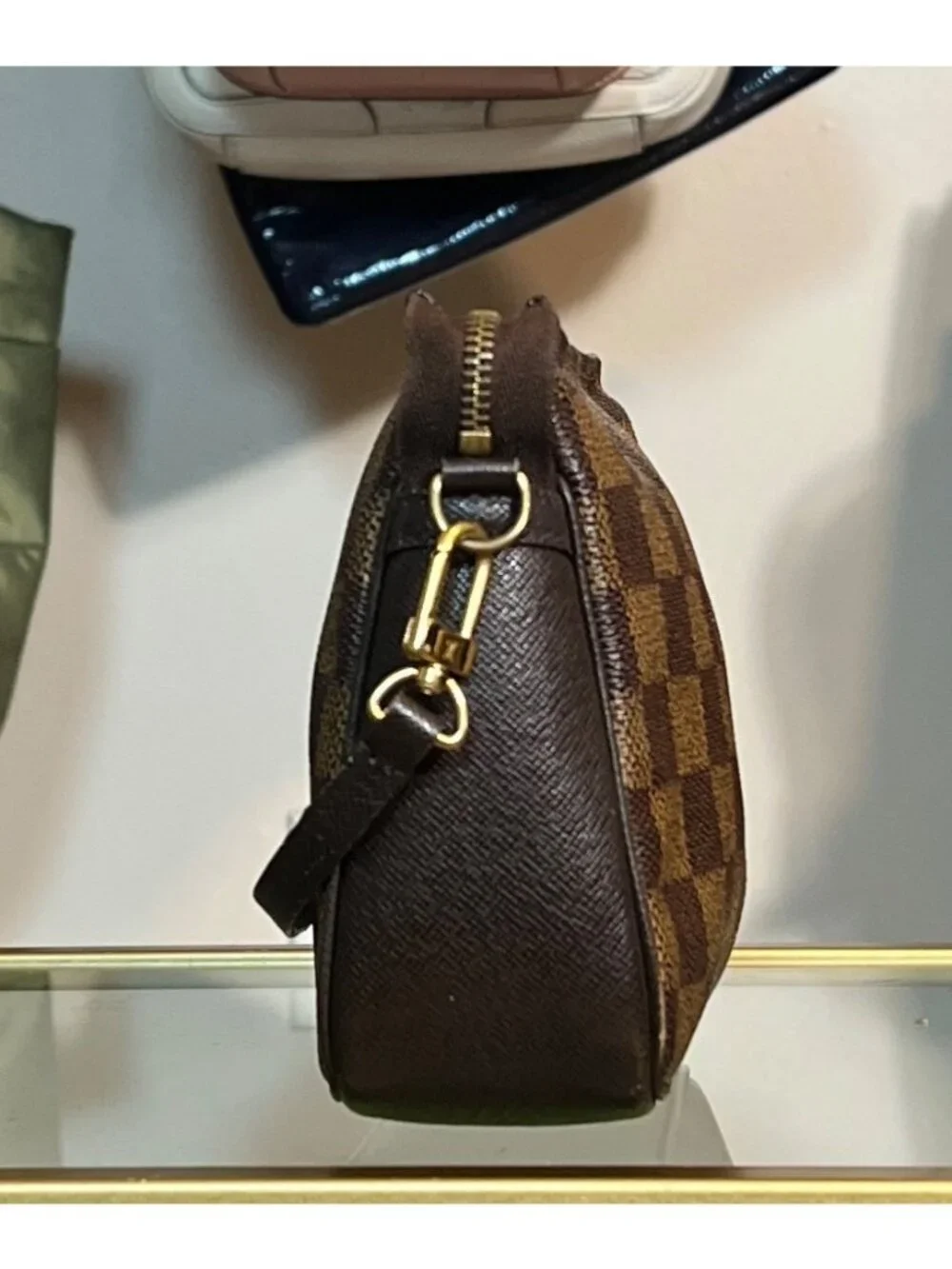 AUTHENTIC LOUIS VUITTON DAMIER POCHETTE HANDBAG
